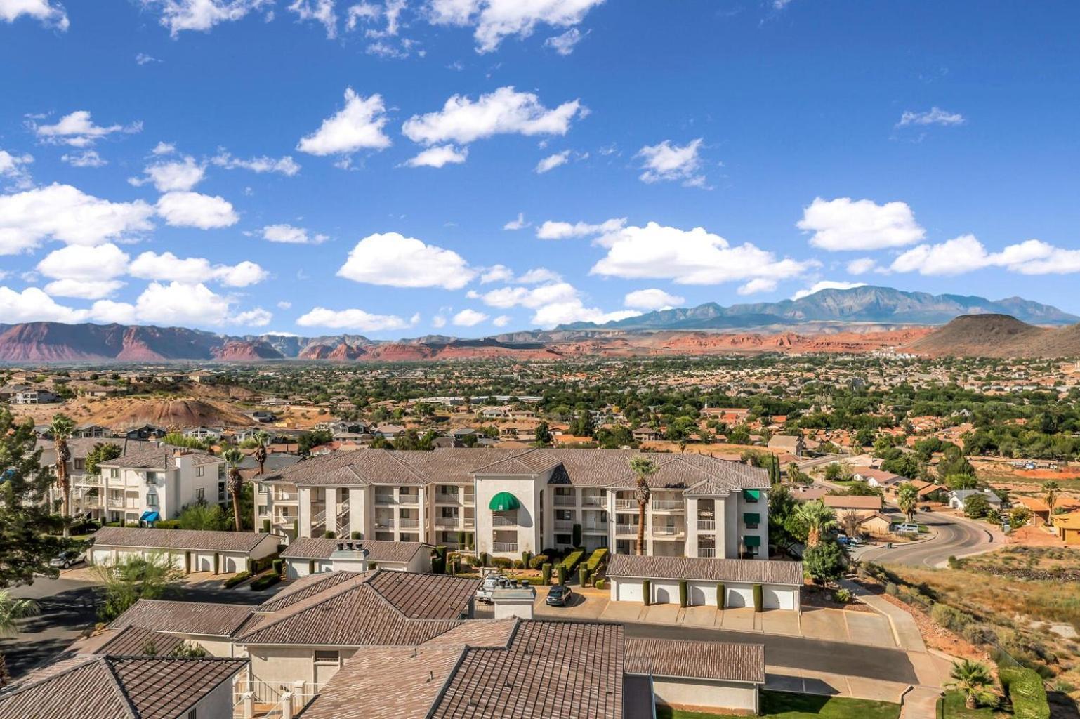 Modern Resort Condo - Pools, Courts & Scenic Views St. George Exterior photo